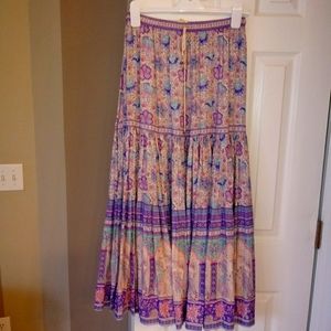 Spell Poinciana skirt size medium.